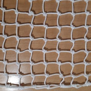 Сітка загороджувальна капронова (поліамід), d=4 мм, осередок 4.5 см, біла