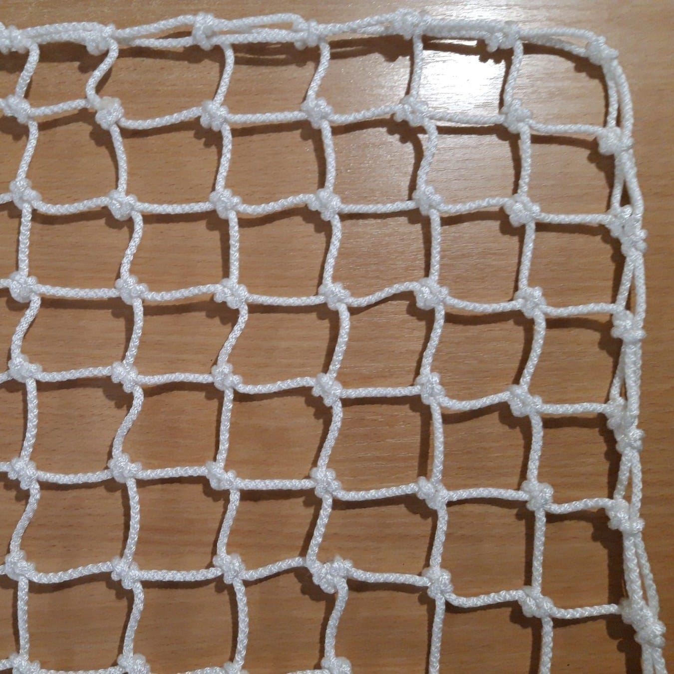 Сітка загороджувальна, d=4.5 мм, осередок 4.5 см, колір в асортименті 1 Сітка загороджувальна, d=4.5 мм, осередок 4.5 см, колір в асортименті