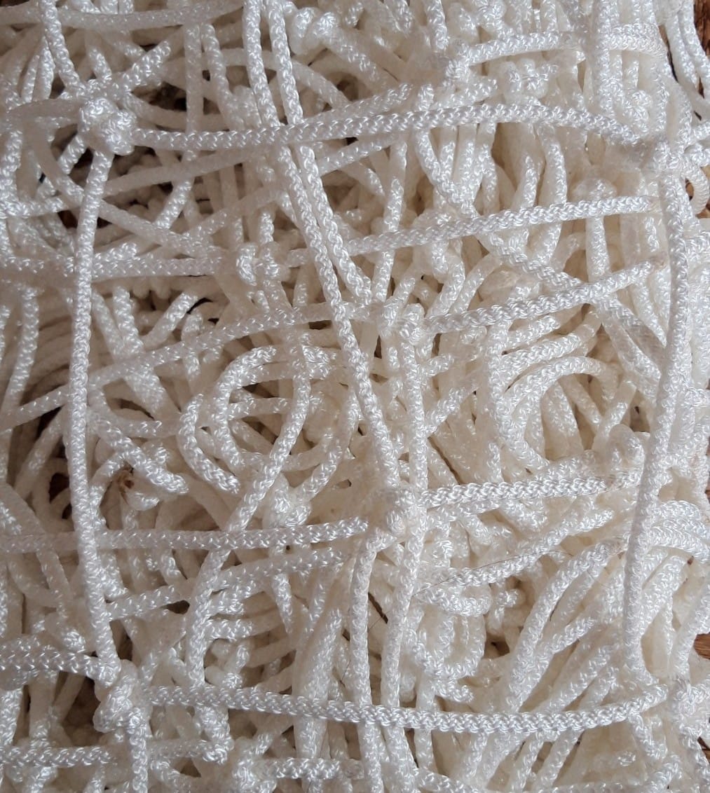 Сітка загороджувальна капронова (поліамід), d=4 мм, осередок 15 см, біла 4 Сітка загороджувальна капронова (поліамід), d=4 мм, осередок 15 см, біла - Зображення 4